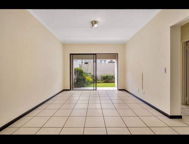 2 BEDROOM APARTMENT RENTED IN BRYANSTON